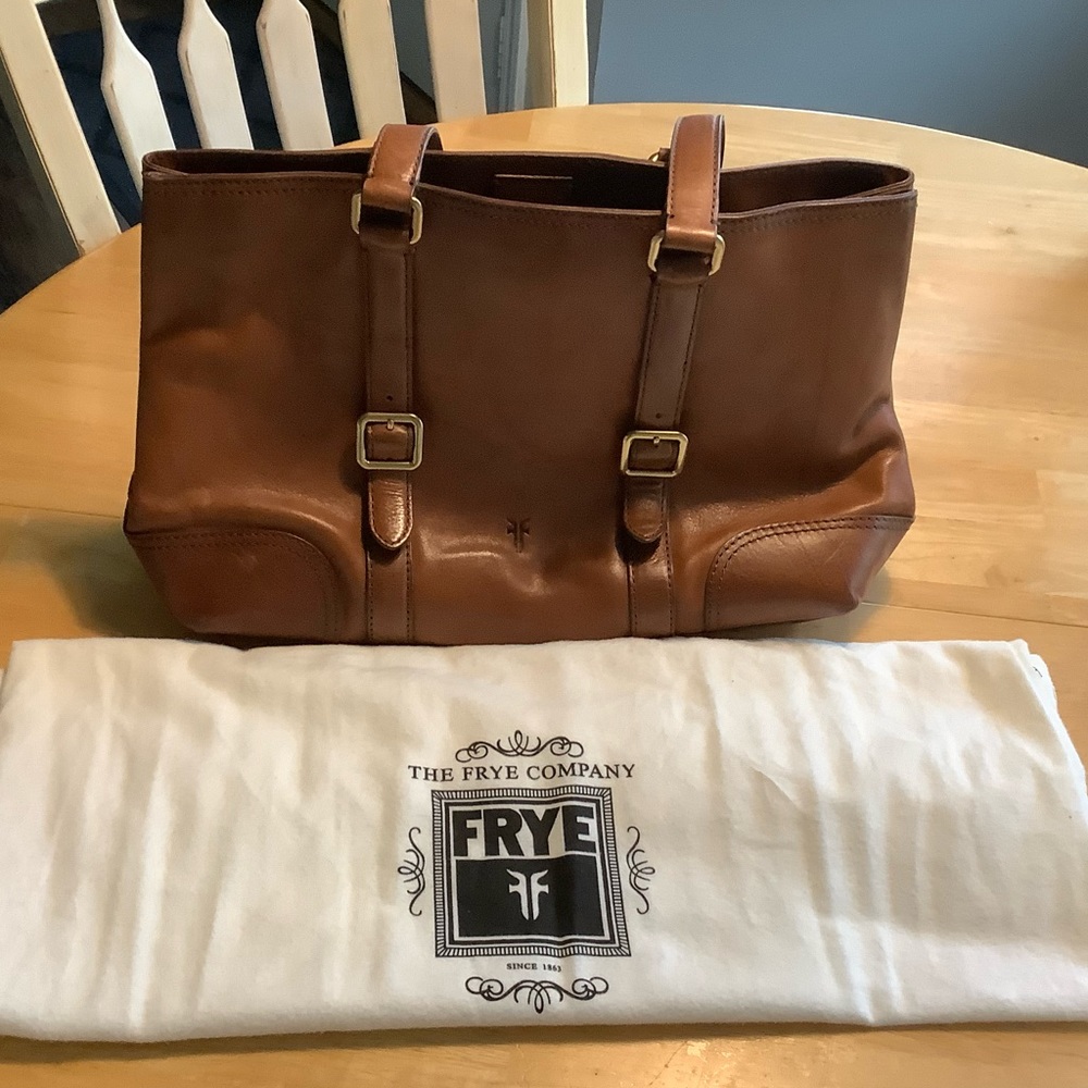 SALE!!! Frye Lily Tote Leather bag